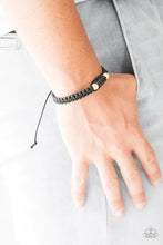 Load image into Gallery viewer, Tiki Traveler - Blck Urban Bracelet
