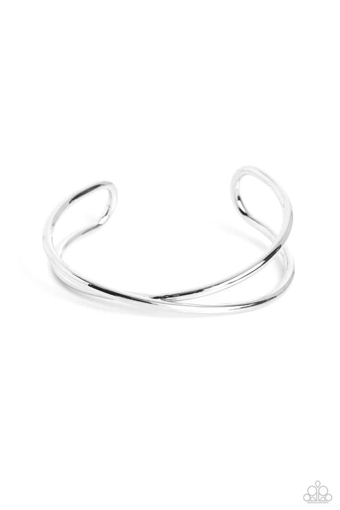 Teasing Twist - Silver Bracelet